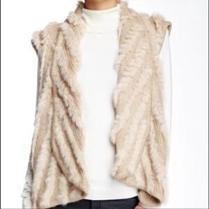Elliatt Dune Drape Genuine Rabbit Fur Vest Shawl collar
